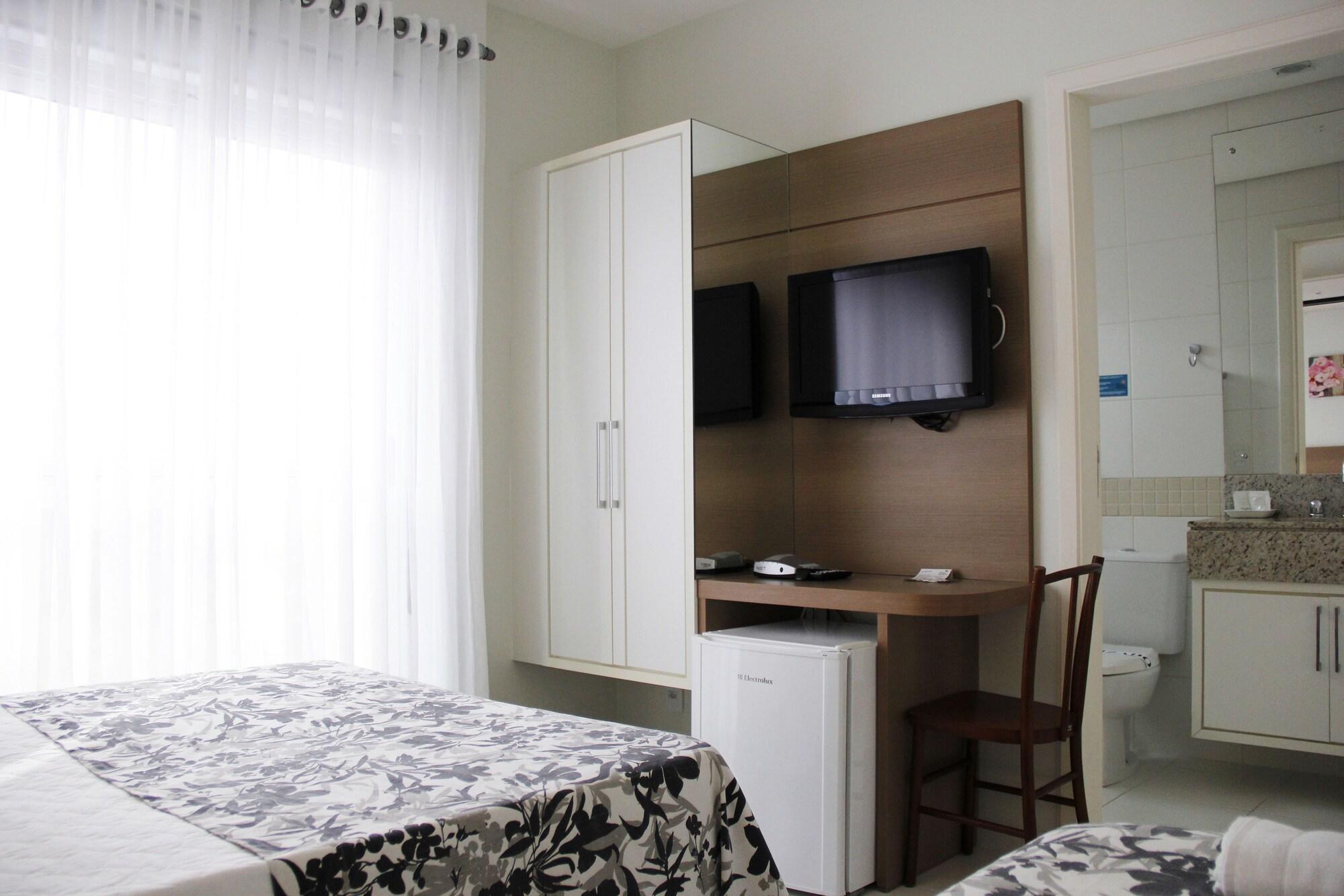 Hotel Porto Madero ฟลอเรียนอโปลิส ภายนอก รูปภาพ
